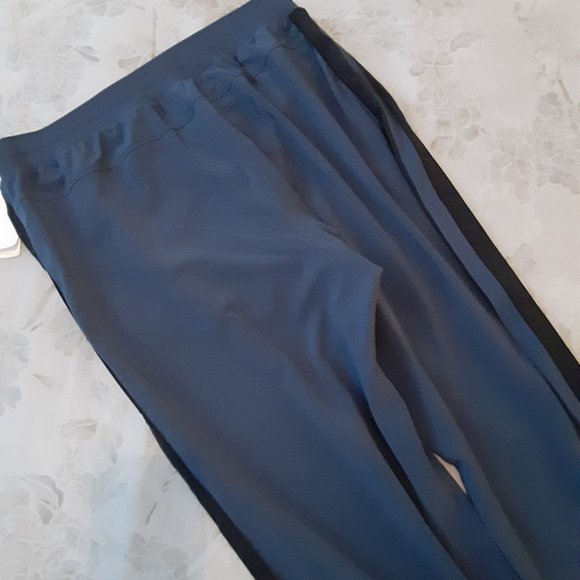 Gap Fit - tuxedo stripe jogger style pant  size M blue NEW - Picture 5 of 9